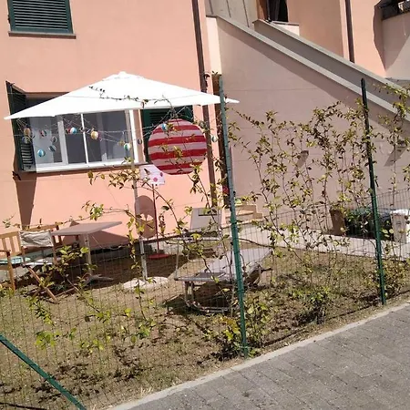 Apartment Bilocale Con Giardino Near Lerici