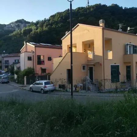 Apartment Bilocale Con Giardino Near Lerici *